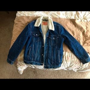 Levi’s Sherpa lined denim trucker jacket